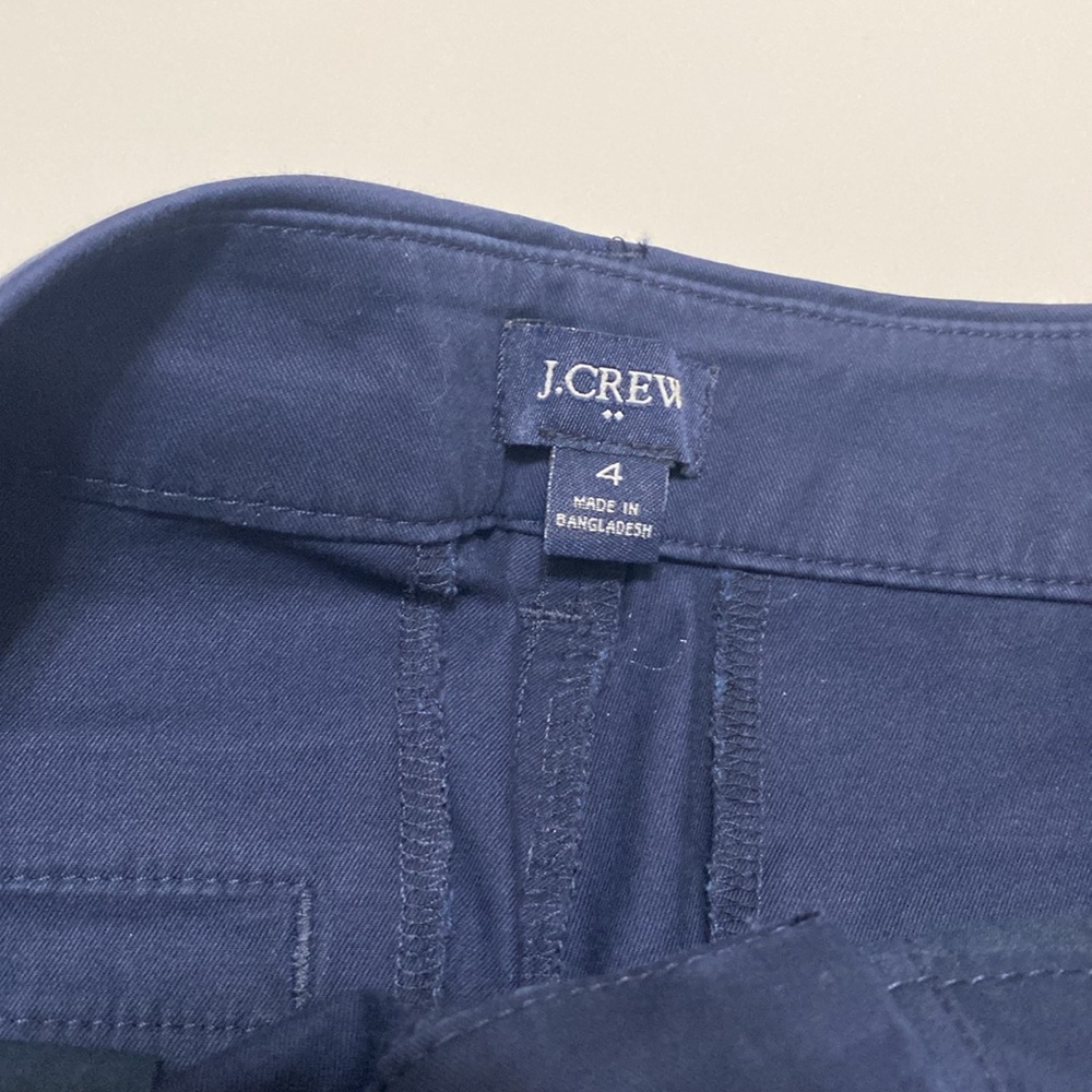 J Crew 9” Women Shorts - Picture 3 of 11